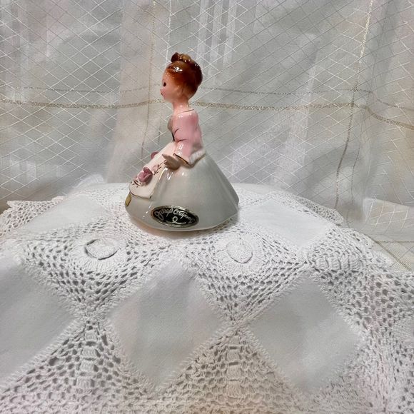 Josef Originals Vintage GREECE Little Internationals Girl Figurine - Picture 10 of 10